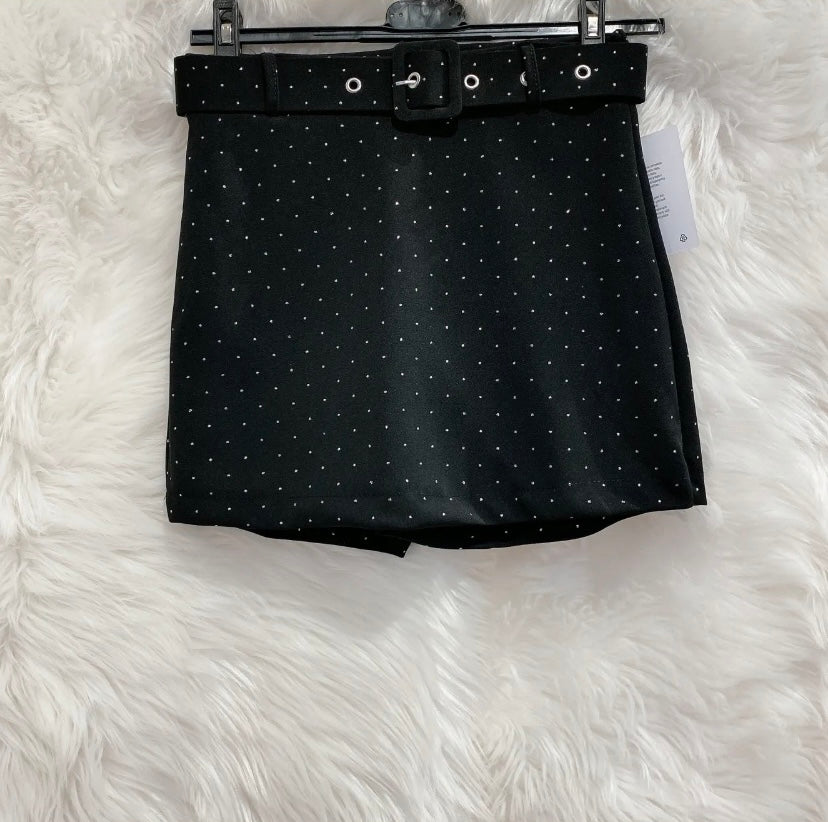 black skort with white dots & belt